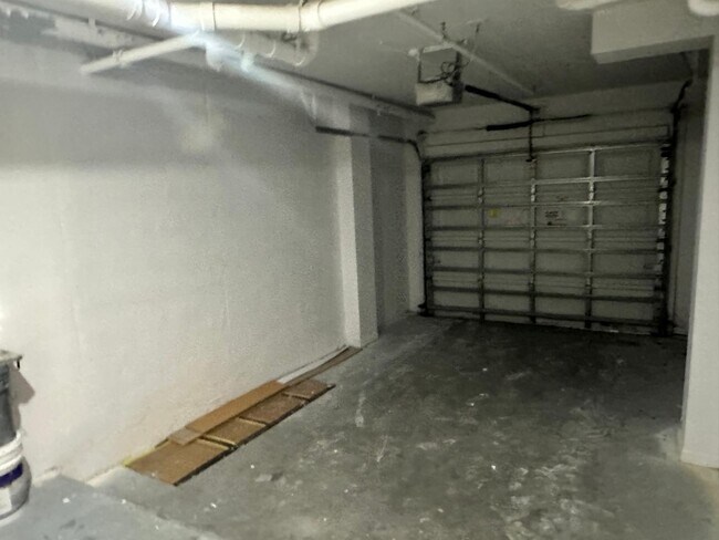 Building Photo - 4179 N Haverhill Rd