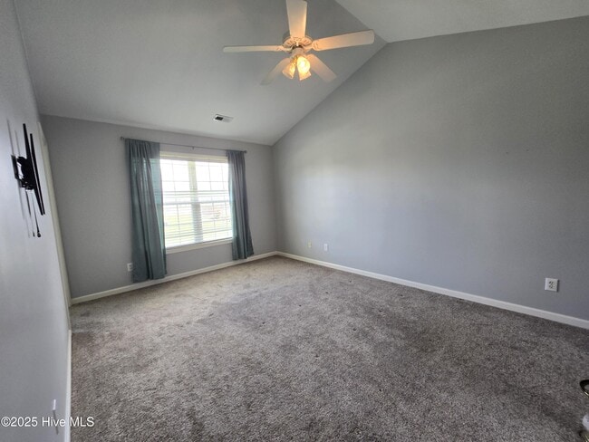 Building Photo - 315 Orchard Dr