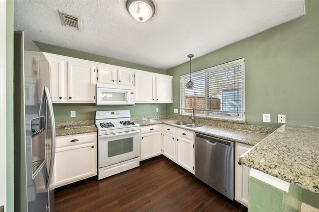 Building Photo - 16170 Golden Sands Dr