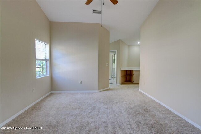 Building Photo - 4240 Wood Haven Dr