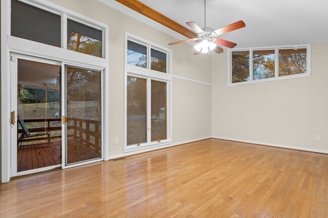 Building Photo - 4 Bed 3 Bath - Bethesda Single Family Home - Move In Ready