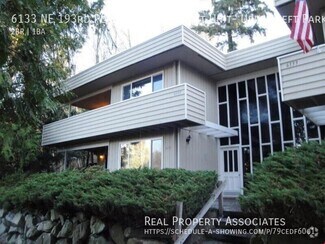 Building Photo - 6133 NE 193rd Pl