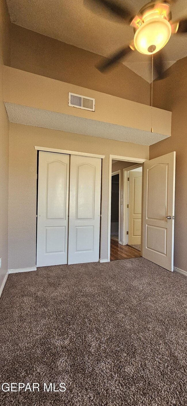 Building Photo - 14357 Puentecillas Dr