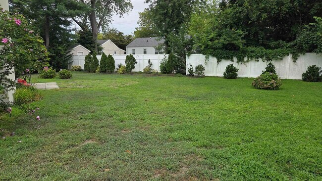Building Photo - 308 Steven Dr