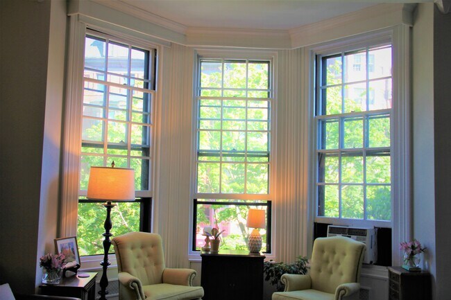 Building Photo - 269 Beacon St