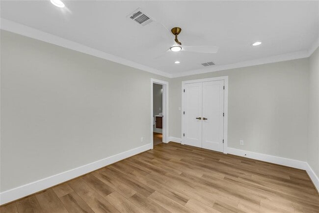 Building Photo - 602 W 28th St
