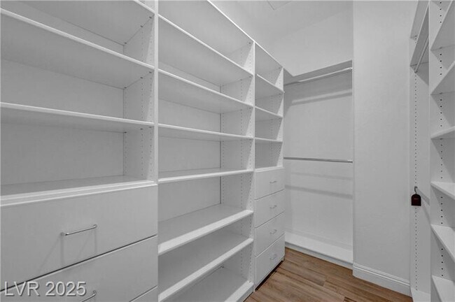 Building Photo - 1135 Hidden Mist St