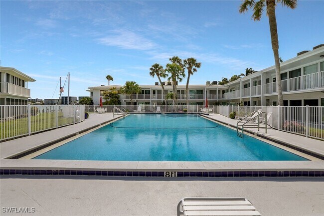 Building Photo - 354 Harbour Dr