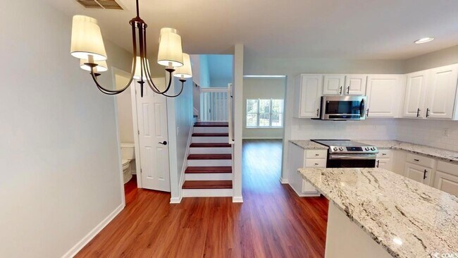 Building Photo - 1000 Pembroke Ct