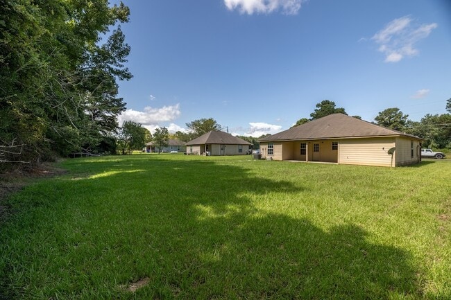 Building Photo - 80 County Rd 2269
