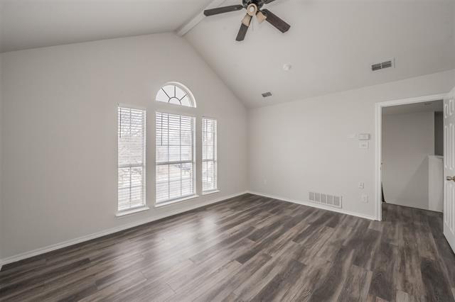 Building Photo - 1411 Prentice St