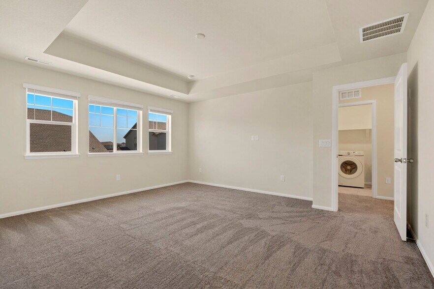 Building Photo - 532 Vicot Way