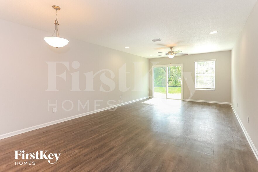 Building Photo - 11386 Margarets Landing Pl.