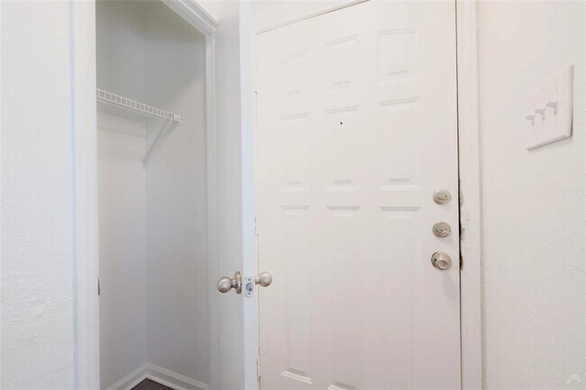 Building Photo - 2323 Wells Branch Pkwy