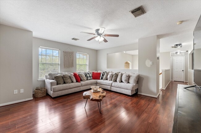 Building Photo - 4318 Raintree Ct