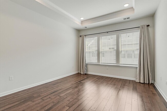 Building Photo - 27 Gala Ct