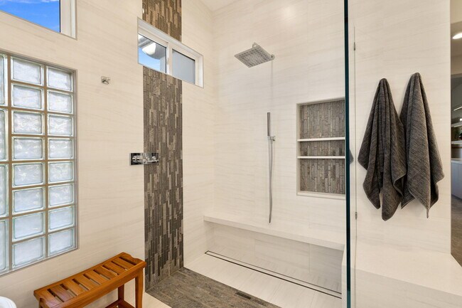 Building Photo - 410 Gold Canyon Dr