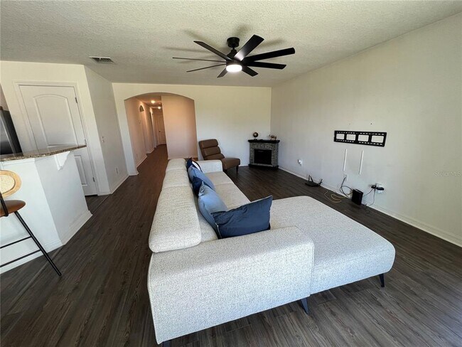 Building Photo - 2297 Caspian Dr