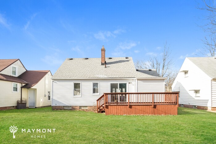 Building Photo - 315 E 264th St