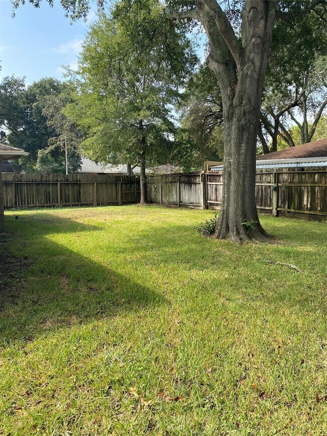 Building Photo - 410 Merrymount Ct
