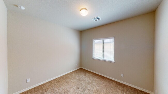 Building Photo - 7805 Enchanted Cir Dr