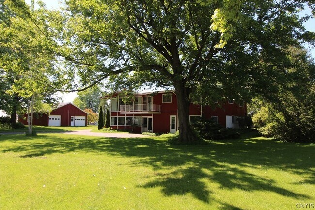 Building Photo - 6363 Muskrat Bay Rd
