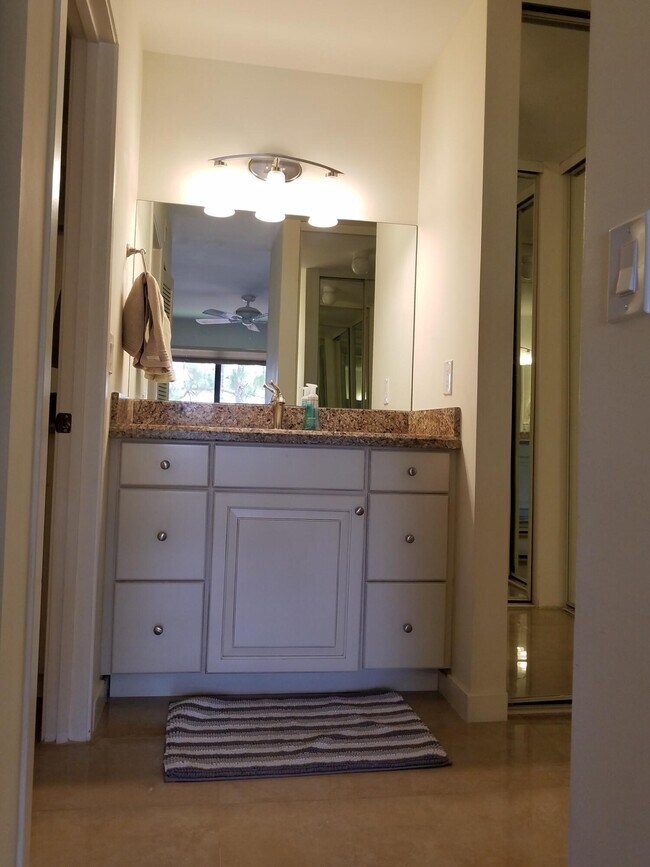 Building Photo - 326 Brackenwood Cir