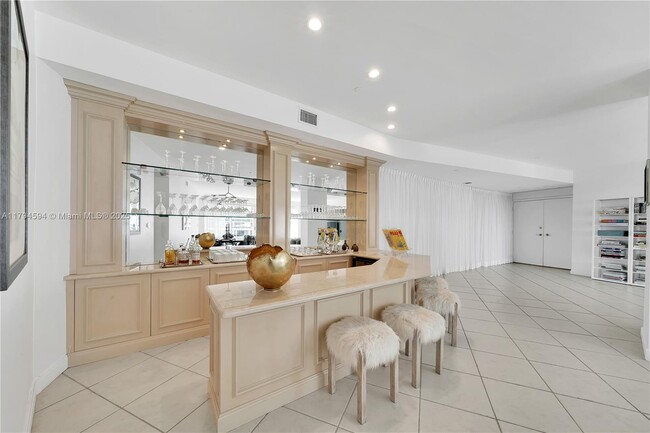 Building Photo - 9601 Collins Ave