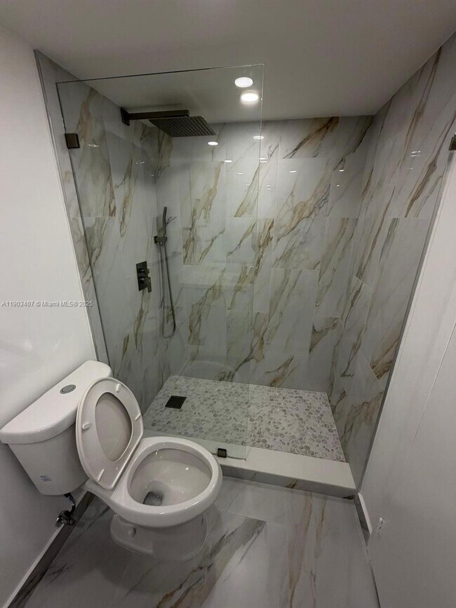 Building Photo - 701 Three Islands Boulevard