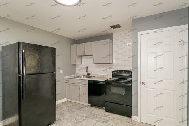 Building Photo - 12036 Krenning Ln