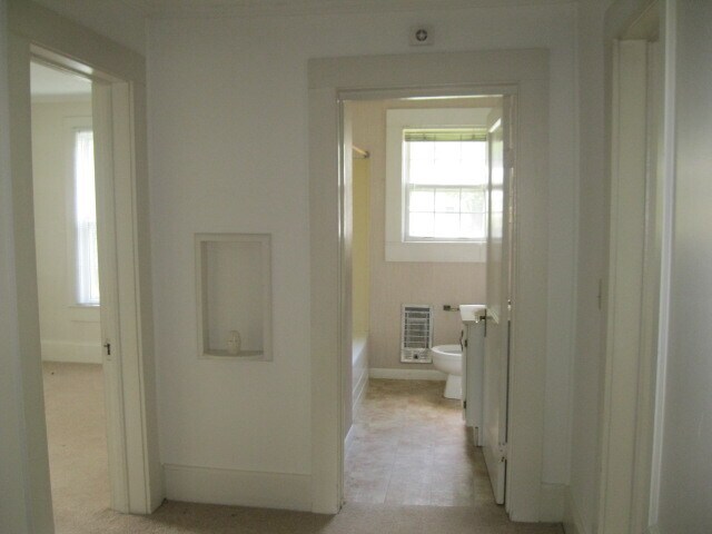 Building Photo - 107 N Church St