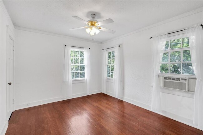 Building Photo - 4502 Pitt St
