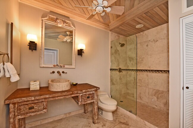 Building Photo - 50 Puu Anoano St