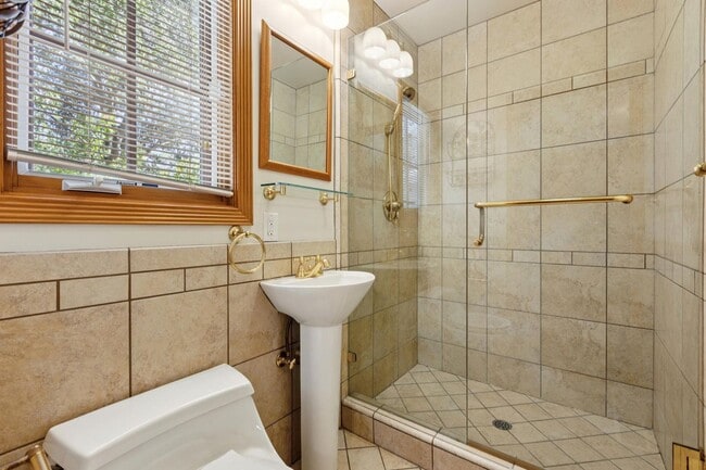 Building Photo - Beautifully Appointed Atherton Estate with...