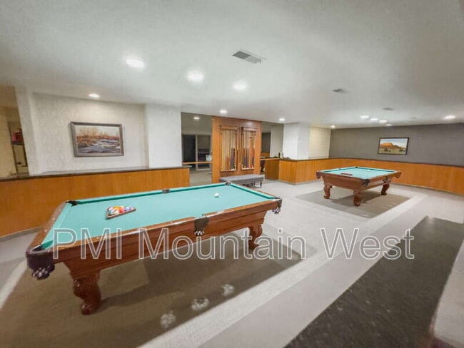 Building Photo - 171 E 3rd Ave