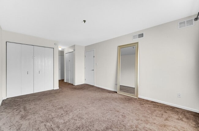 Building Photo - 3255 Kirchoff Rd