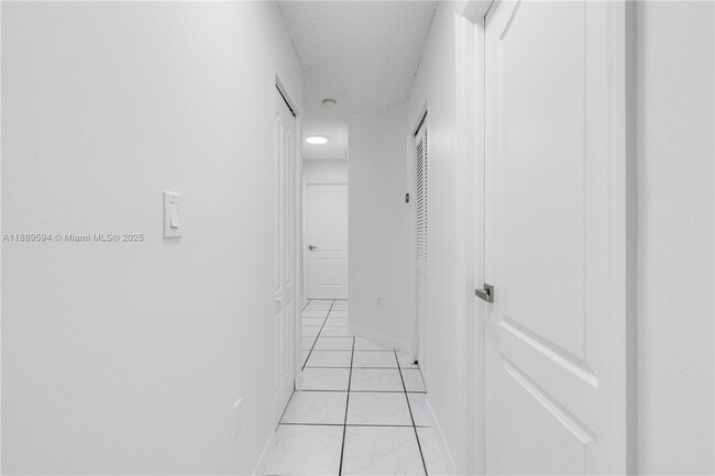 Building Photo - 17841 SW 145th Ave