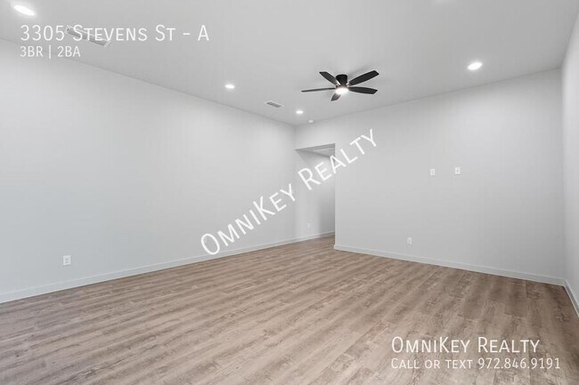 Building Photo - 3305 Stevens St