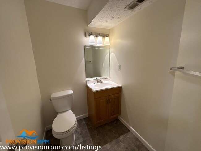Building Photo - 615 Stone Wheel Ct E
