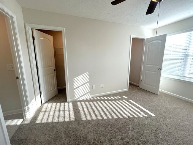Building Photo - 1128 Tradition Trl