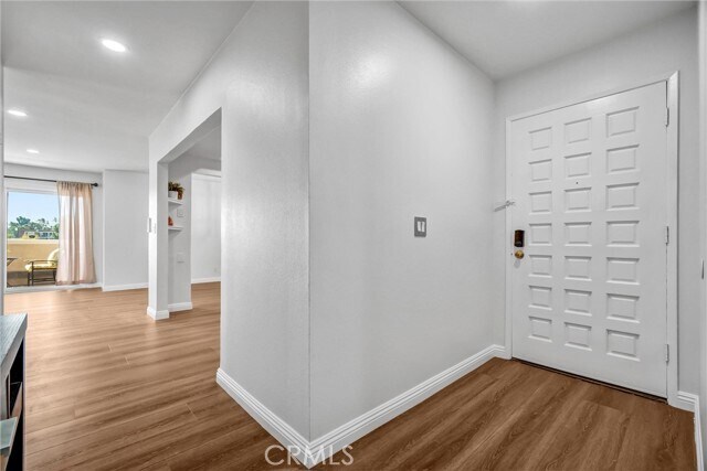 Building Photo - 2032 E Bermuda St