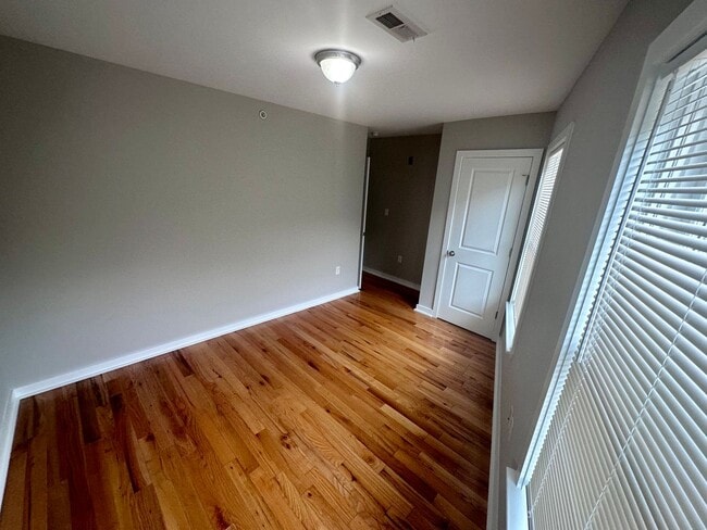 Building Photo - 4444 Cresson St