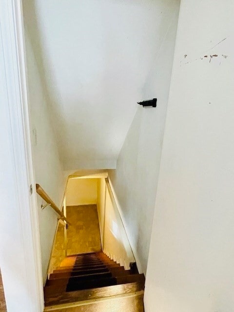 Building Photo - 181 School St