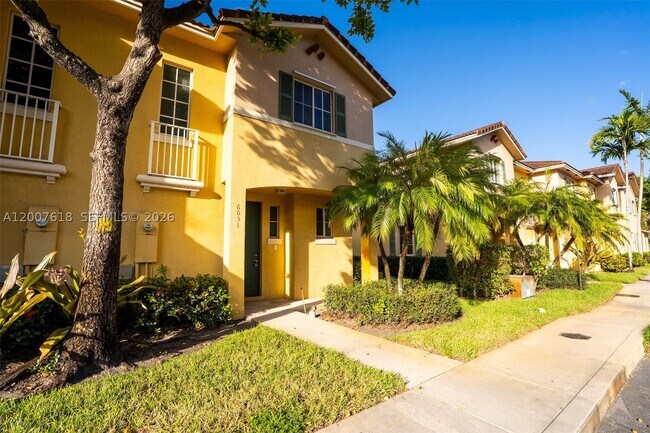 Building Photo - 6051 SW 19th St