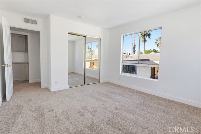 Building Photo - 200 N Catalina Ave