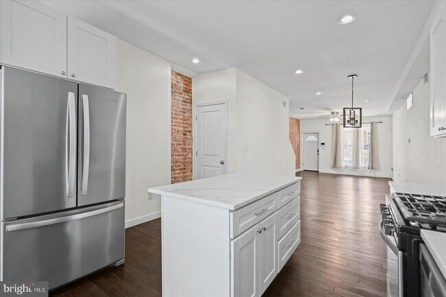 Building Photo - 609 McKewin Ave