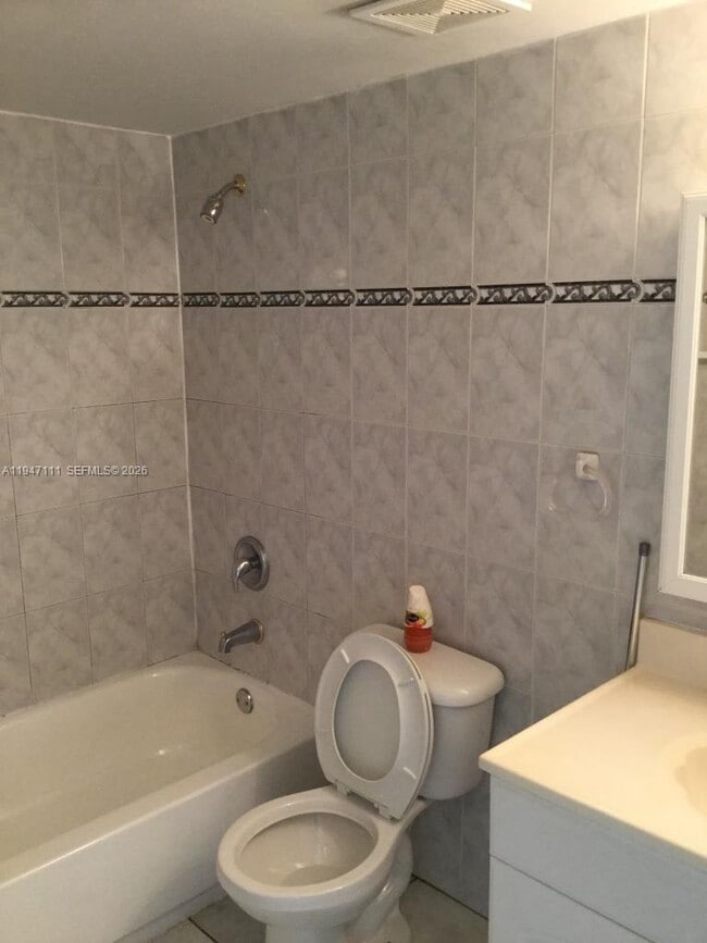 Building Photo - 10303 NW 9th St Cir