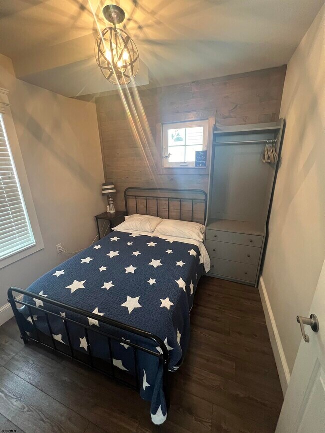 Building Photo - 29 N Hanover Ave