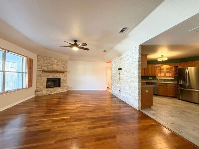 Building Photo - Beautiful single-story home on a corner lot in New Braunfels!