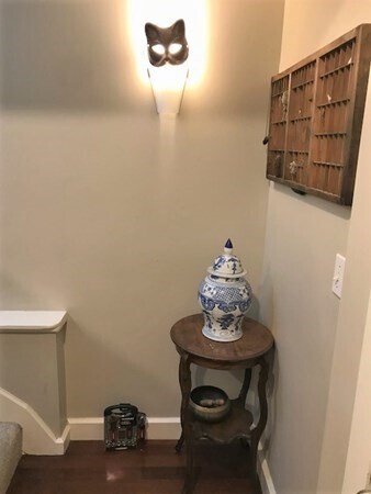 Building Photo - 197 Sidney St